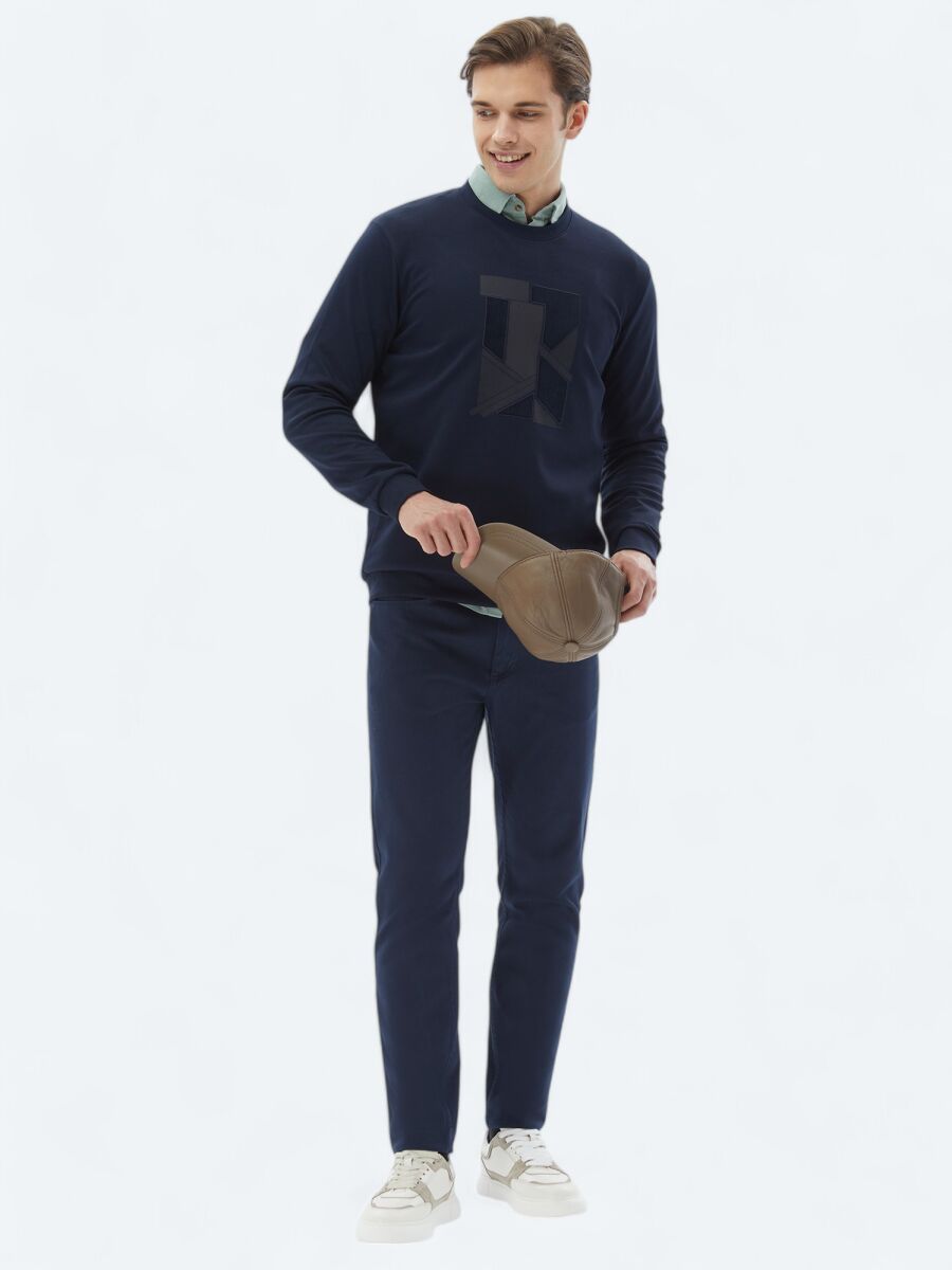 Navy Blue Crew Neck Printed Sweatshirt - 2