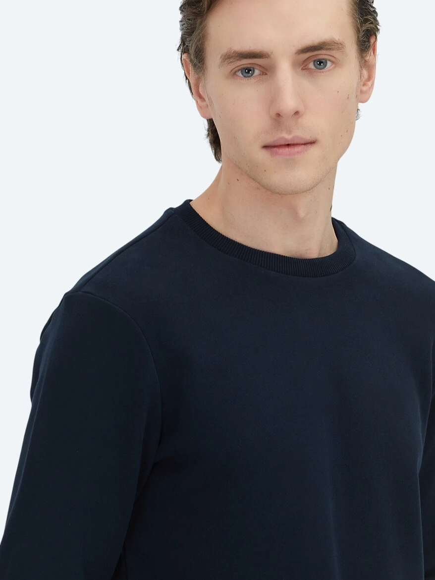 Navy Blue Crew Neck Sweatshirt - 4