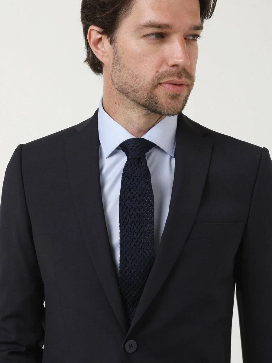 Navy Blue Plain Modern Fit Wool Blended Suit - 1