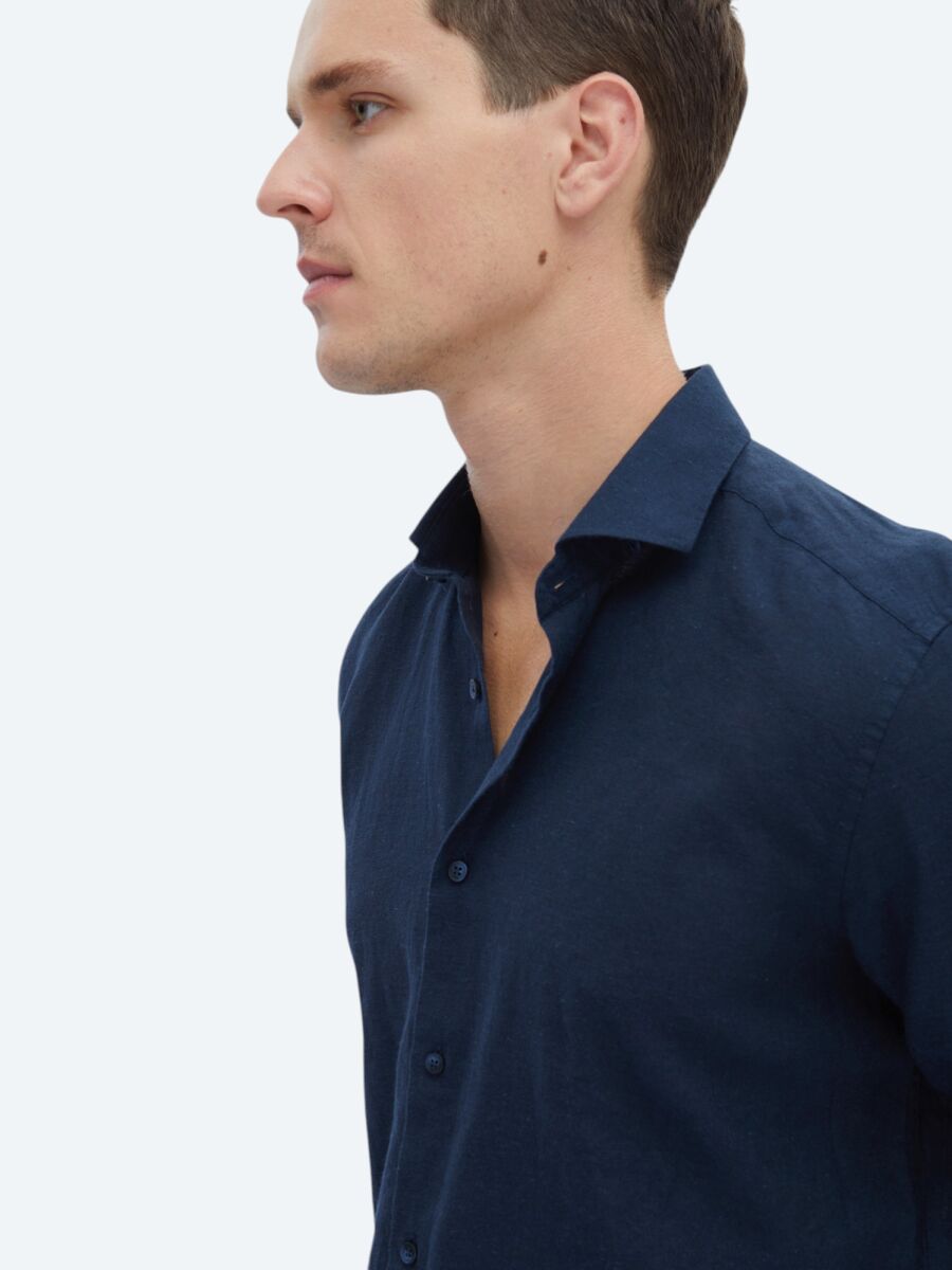 Navy Blue Plain Regular Fit Weaving Casual Cotton Blended Shirt - 3