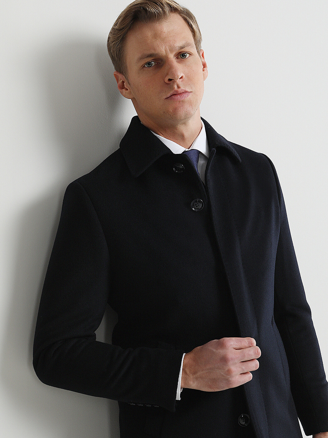 Navy Blue Regular Fit Shirt Collar Casual Weaving Overcoat - 1