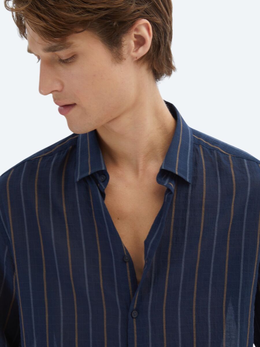 Navy Blue Striped Regular Fit Long Weaving Casual Cotton Blended Shirt - 4