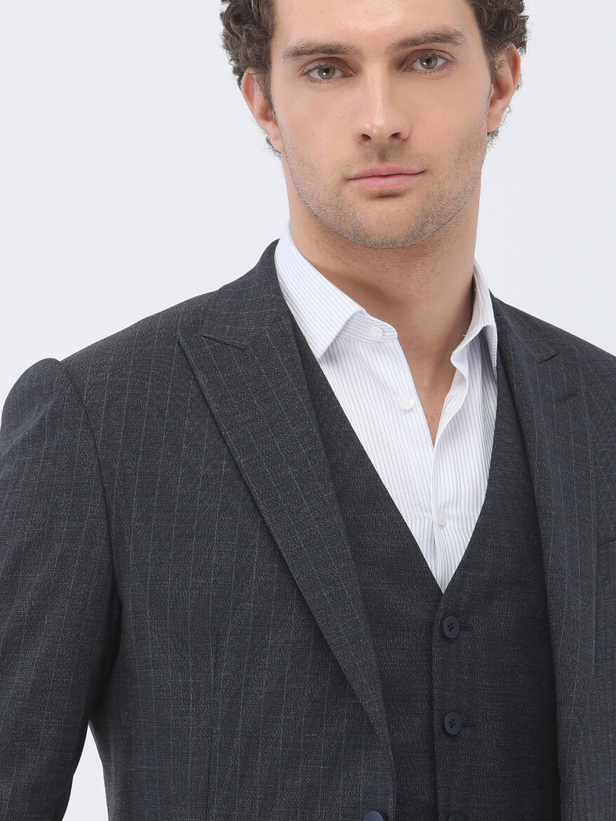 Navy Blue Suit With Waistcoat - 4