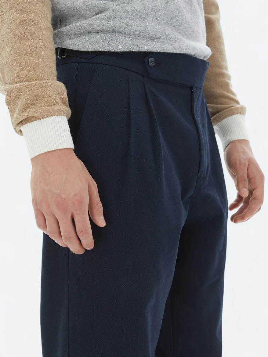 Navy Blue Weaving Carrot Fit Casual Cotton Blended Trousers - 5