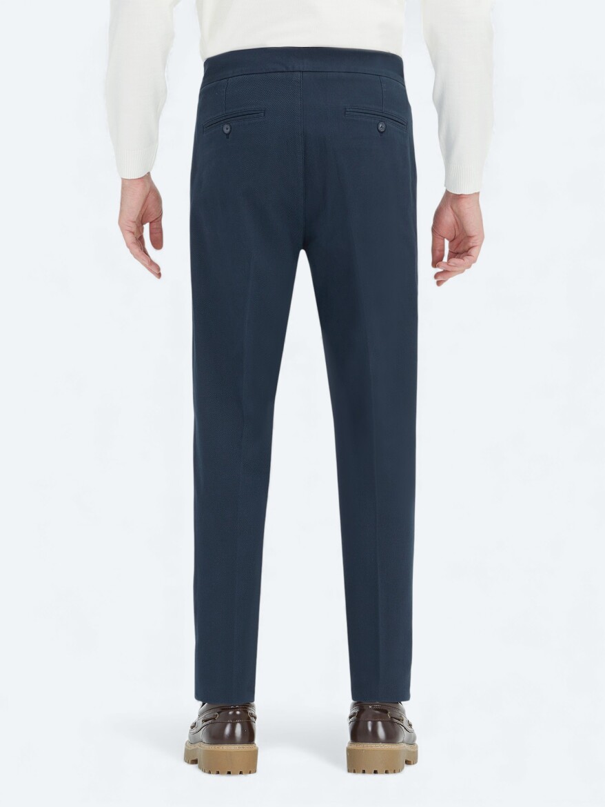 Navy Blue Weaving Carrot Fit Casual Cotton Blended Trousers - 4