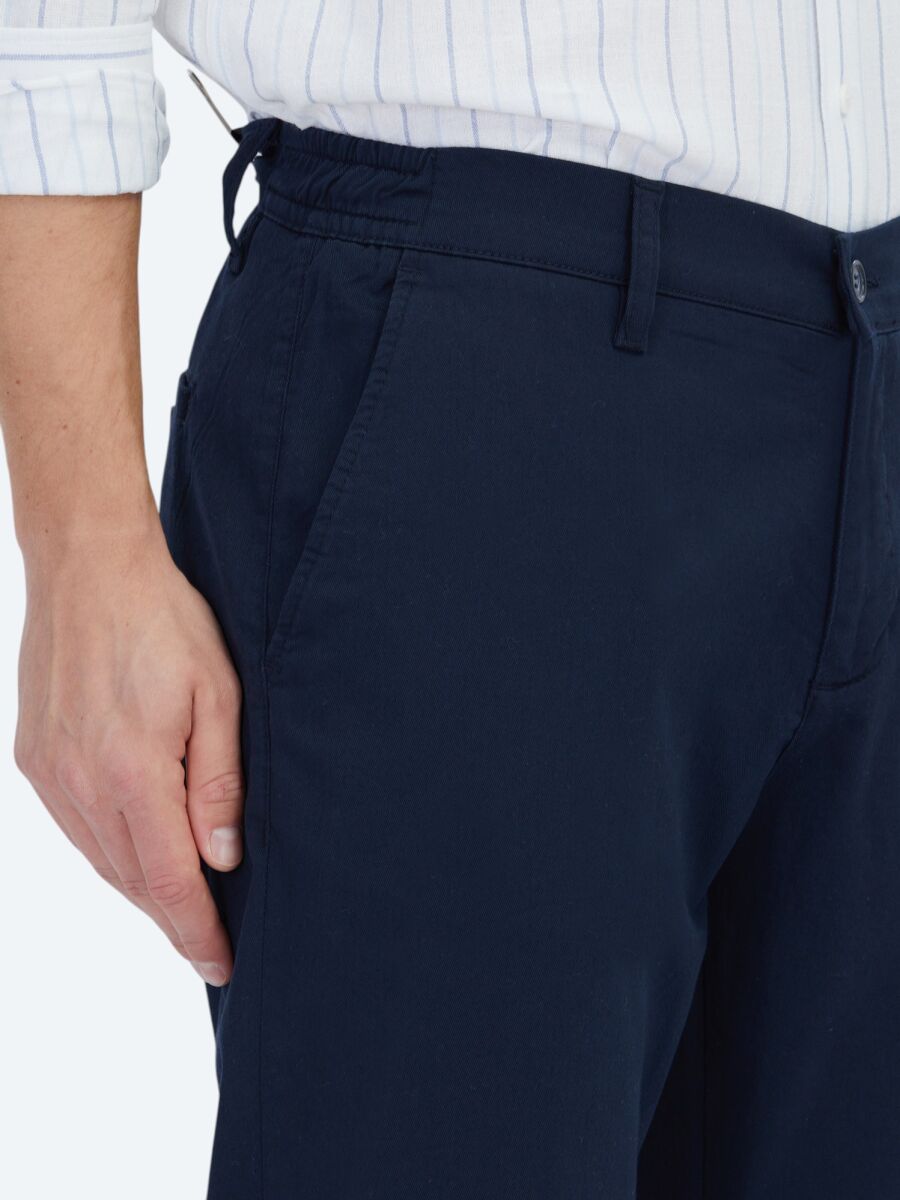 Navy Blue Weaving Jogging Fit Casual Cotton Blended Trousers - 4