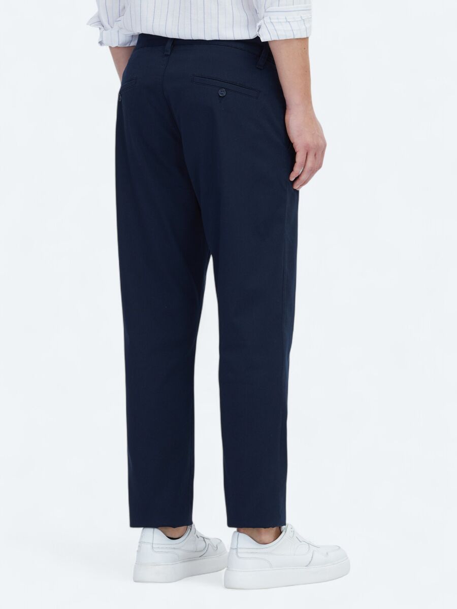 Navy Blue Weaving Jogging Fit Casual Cotton Blended Trousers - 5