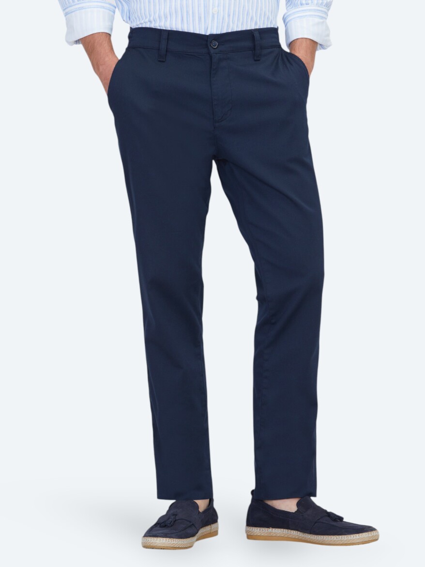 Navy Blue Weaving Jogging Fit Casual Cotton Blended Trousers - 2