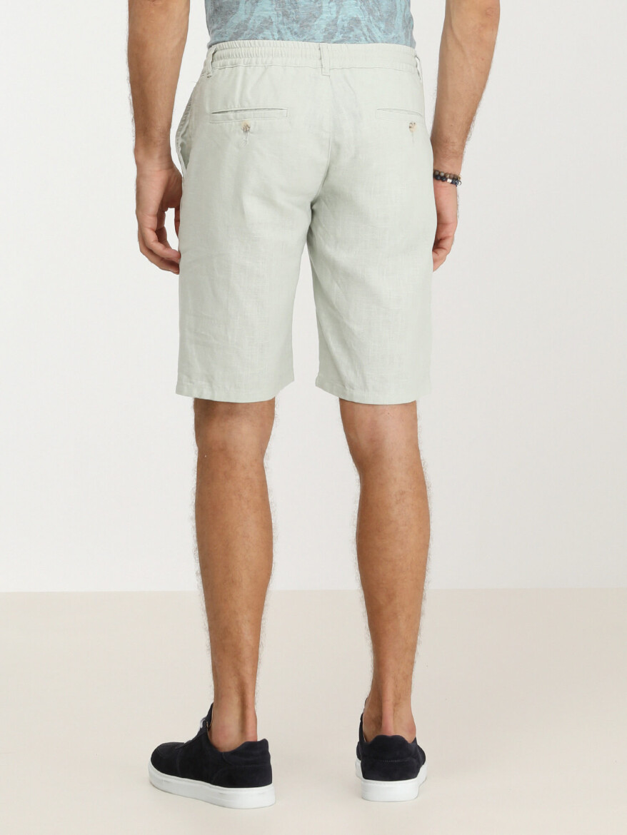 Nil Yeşili Dokuma Slim Fit Casual Bermuda - 4