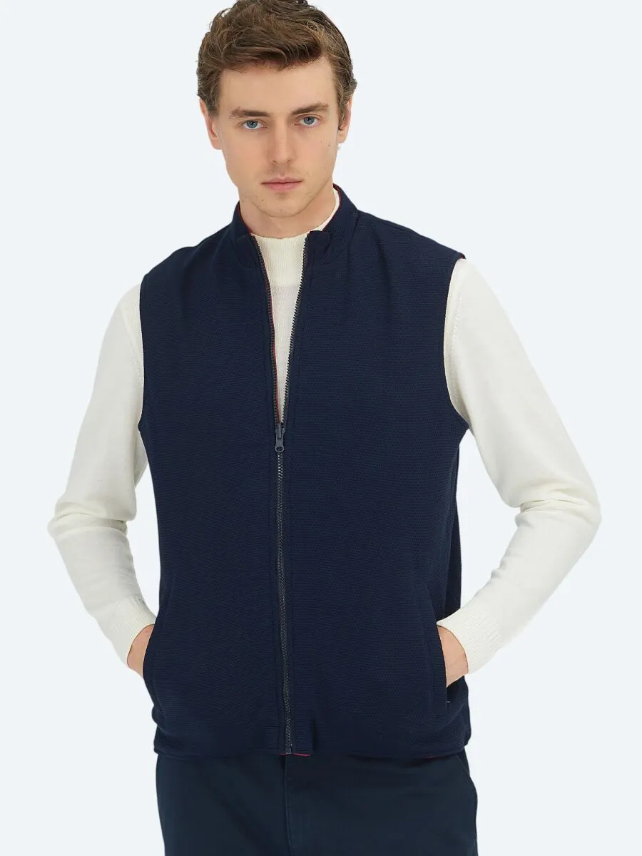 Red Regular Fit Turtleneck Casual Knitting Double-Sided Puffer Vest - 2