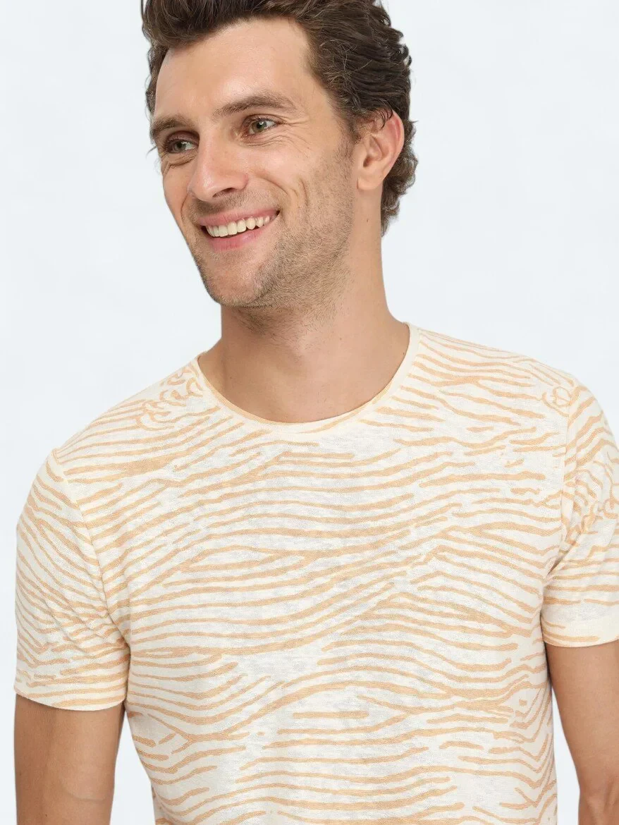 Saffron Printed Crew Neck Cotton Blended T-Shirt - 3