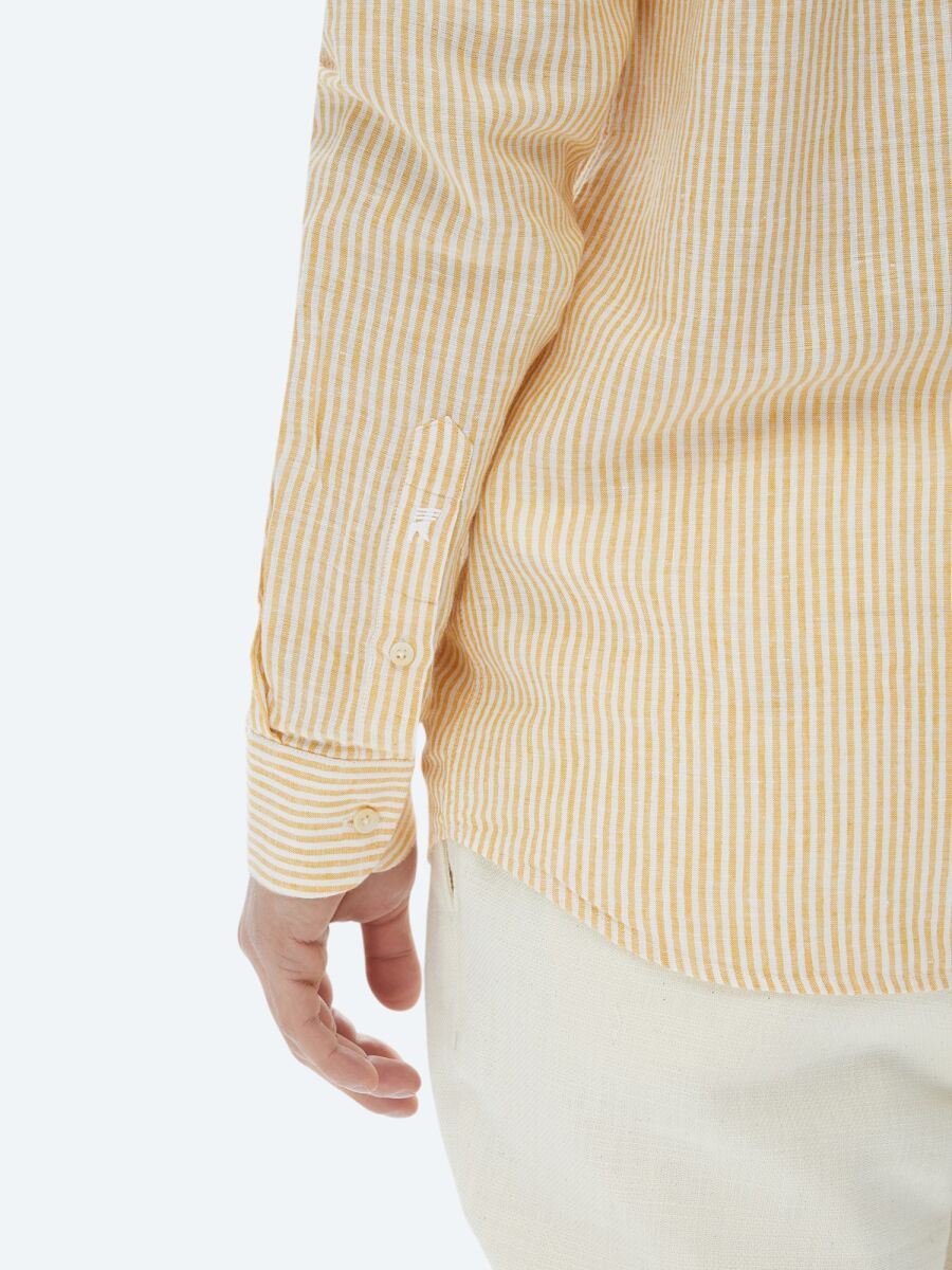 Saffron Striped Regular Fit Weaving Casual Cotton Blended Shirt - 4