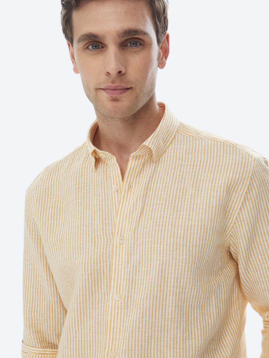 Saffron Striped Regular Fit Weaving Casual Cotton Blended Shirt - 6