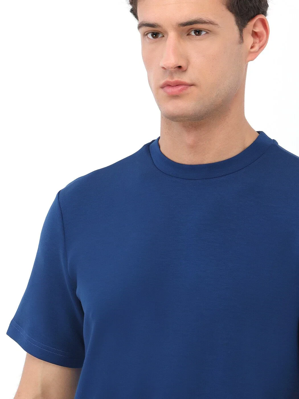 Saks Crew Neck T-Shirt - 3
