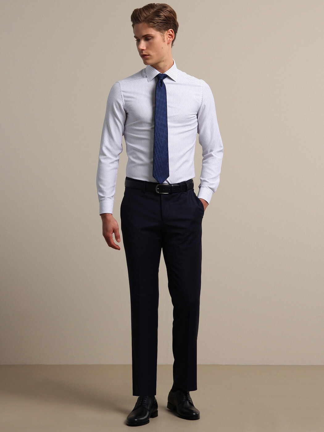 Saks Düz Dokuma Fitted Fit Klasik Yün Karışımlı Pantolon - 1