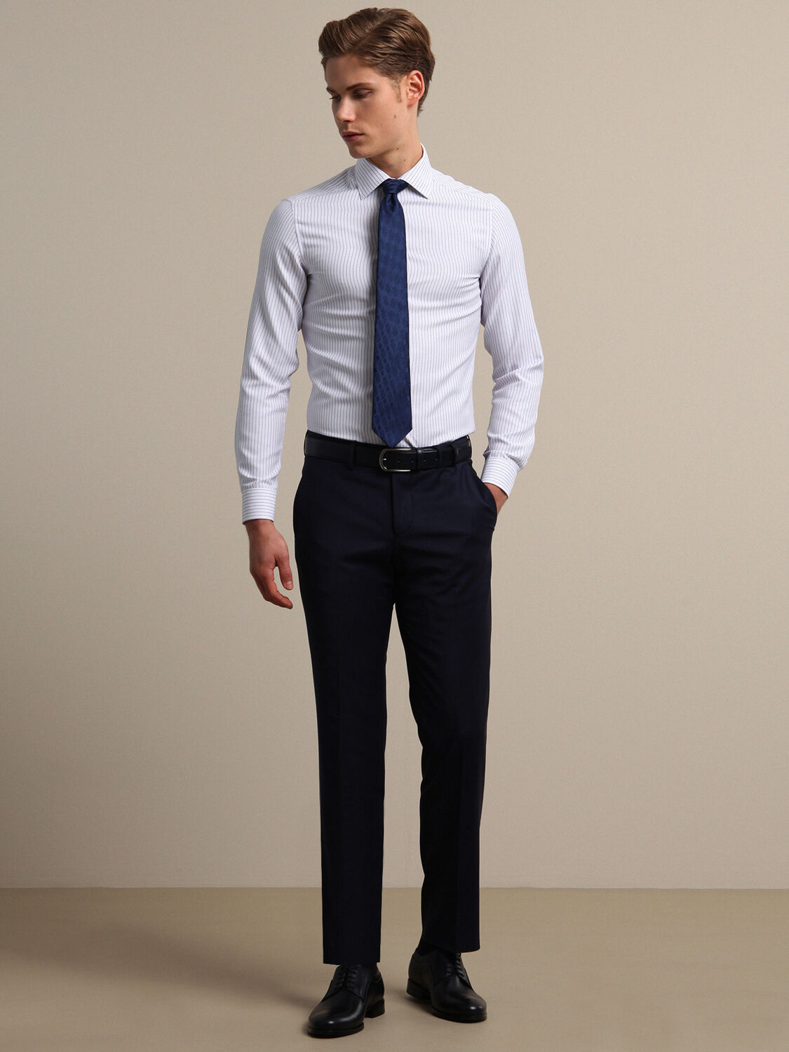 Saks Düz Dokuma Fitted Fit Klasik Yün Karışımlı Pantolon - 1