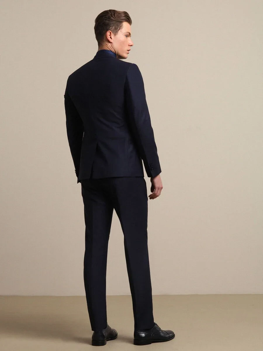 Saks Slim Fit Wool Blended Suit - 4