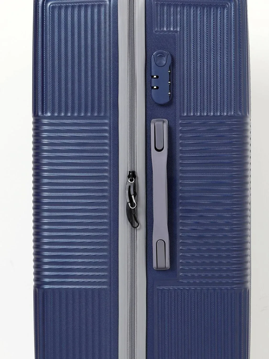 Saks Suitcase - 3