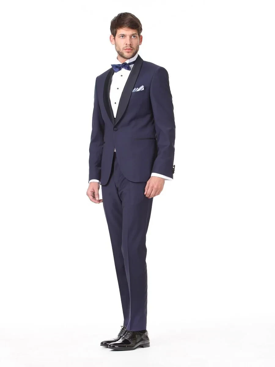 Saks Tuxedo - 3