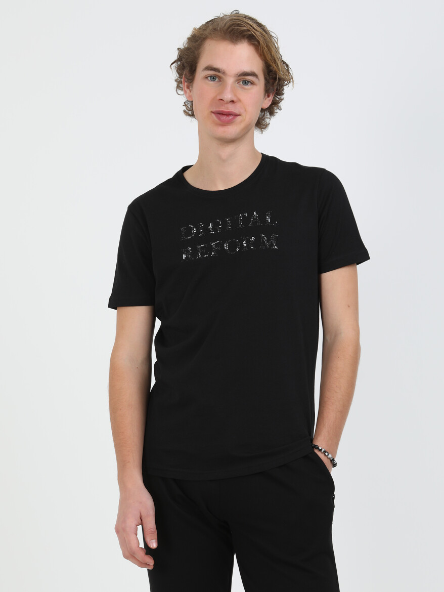 Siyah Baskılı Bisiklet Yaka %100 Pamuk T-Shirt - 1