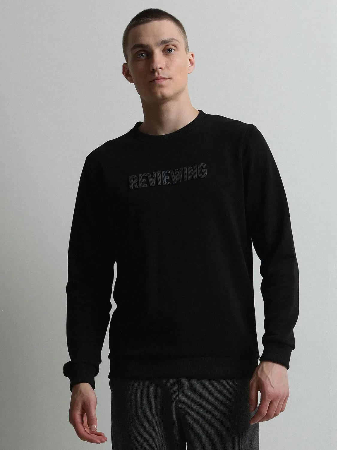 Siyah Baskılı Sweatshırt - 3