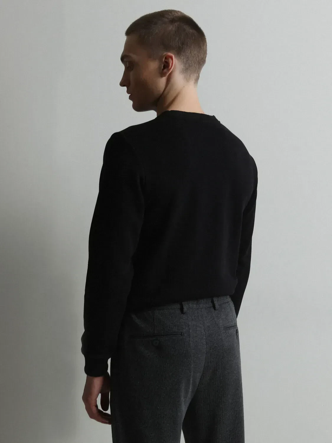 Siyah Baskılı Sweatshırt - 5
