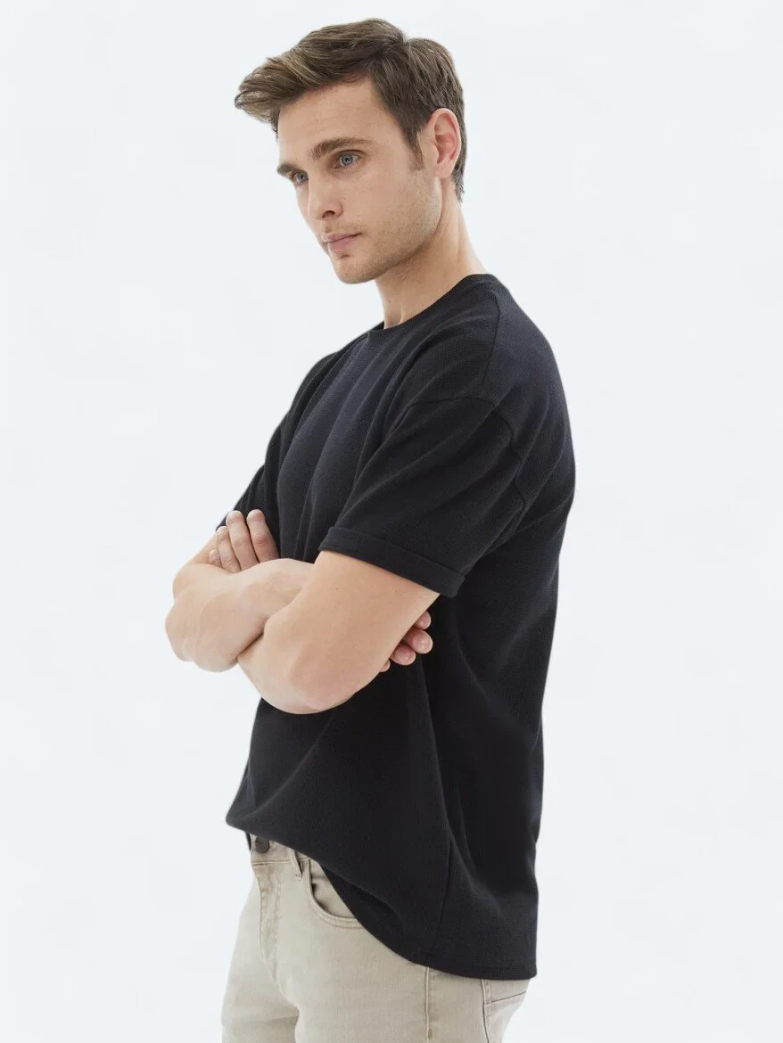 Siyah Bisiklet Yaka %100 Pamuk T-Shirt 