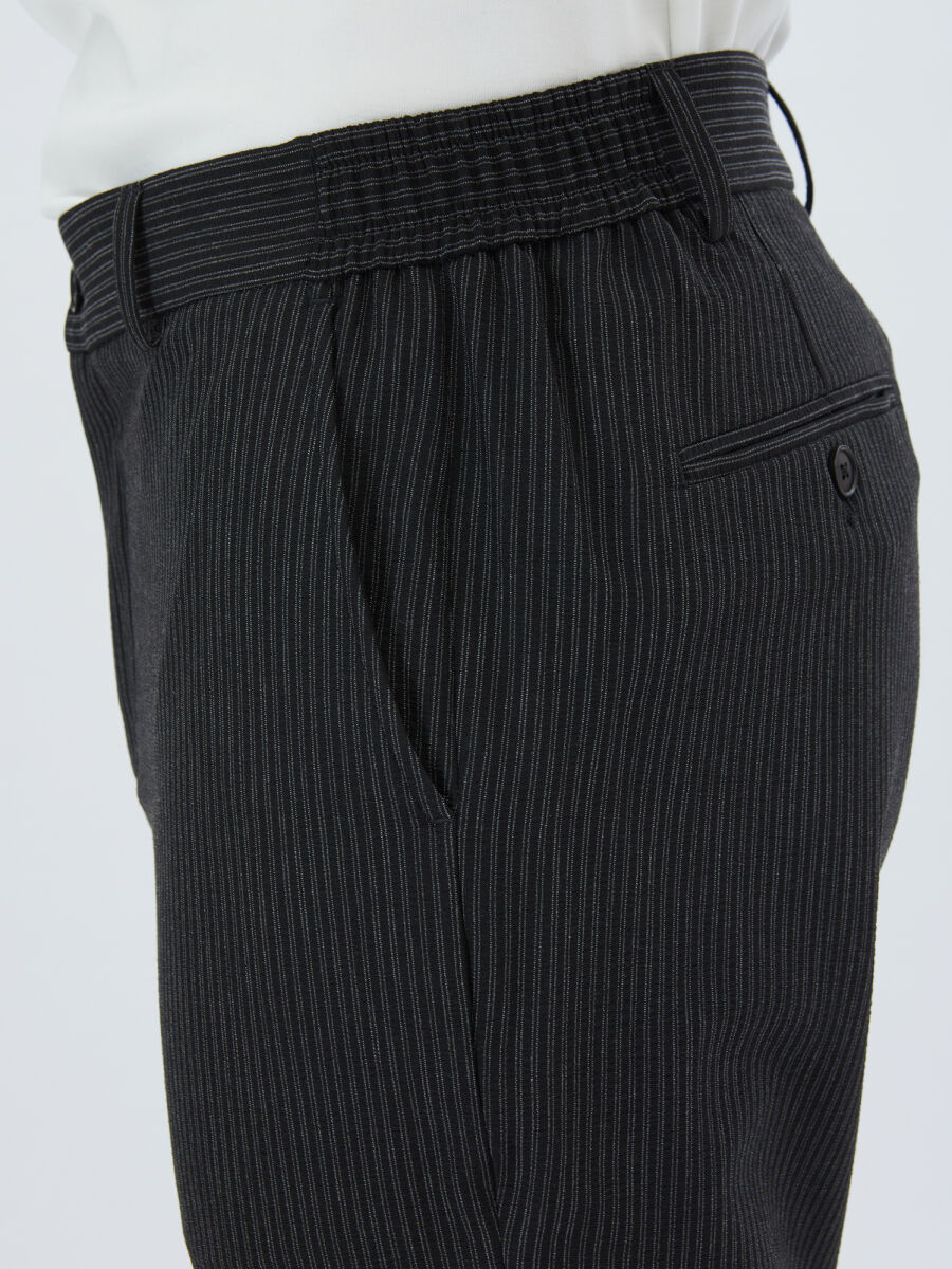 Siyah Çizgili Comfort Fit Takım Elbise - 5