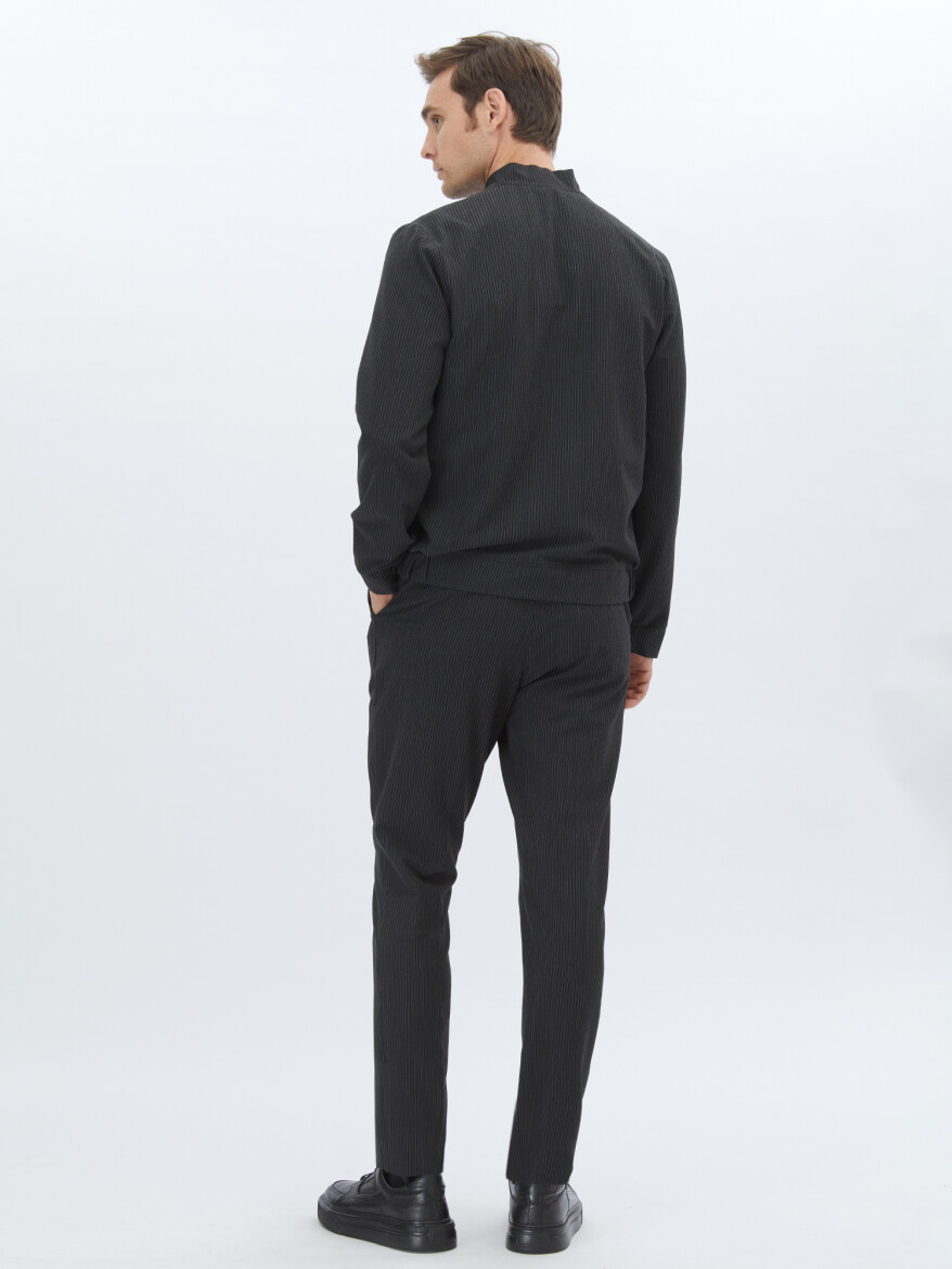 Siyah Çizgili Comfort Fit Takım Elbise - 6