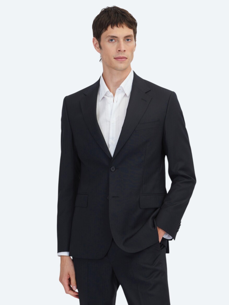 Siyah Çizgili Modern Fit %100 Yün Takım Elbise 