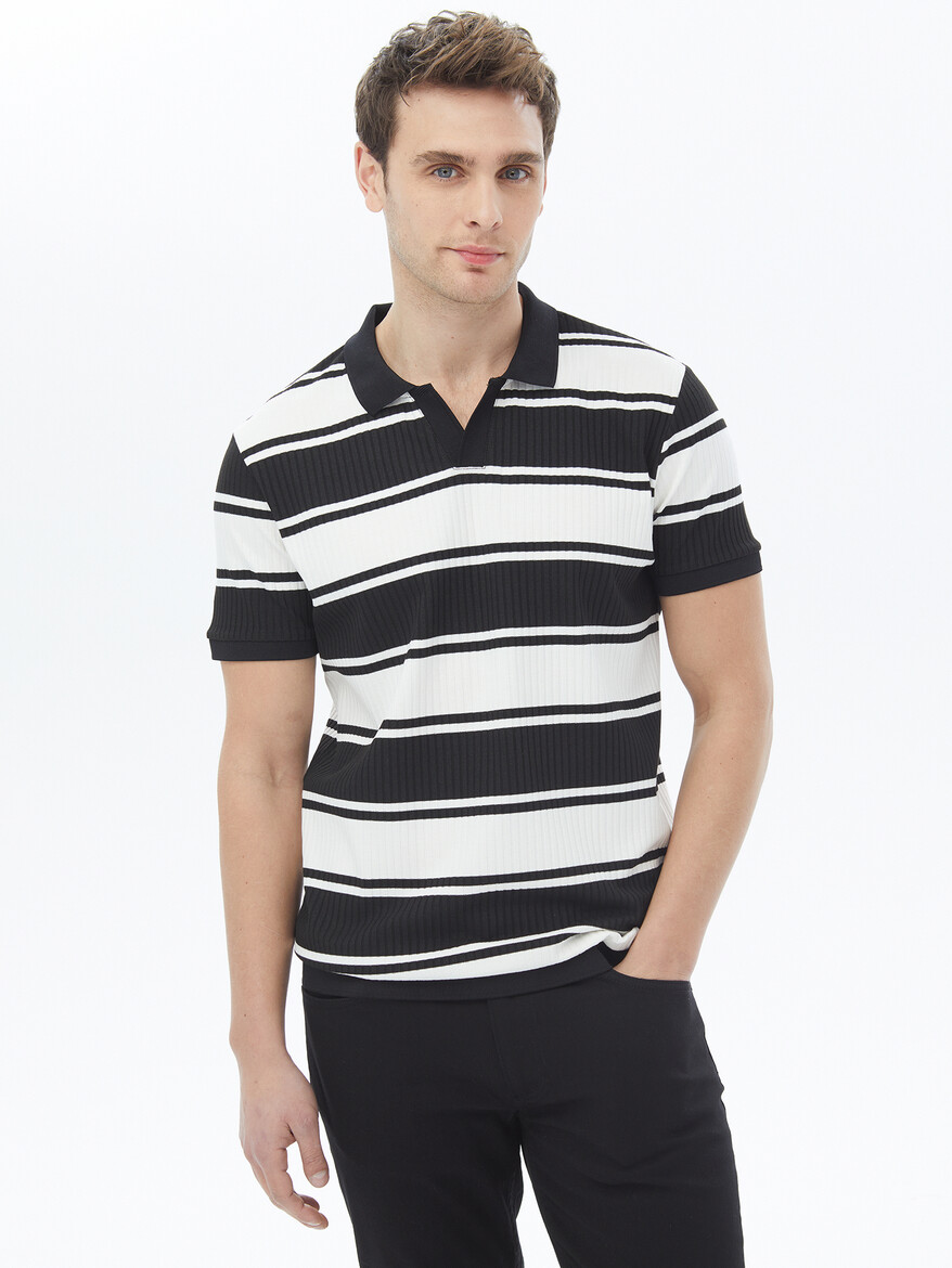 Siyah Çizgili Polo Yaka T-Shirt - 1