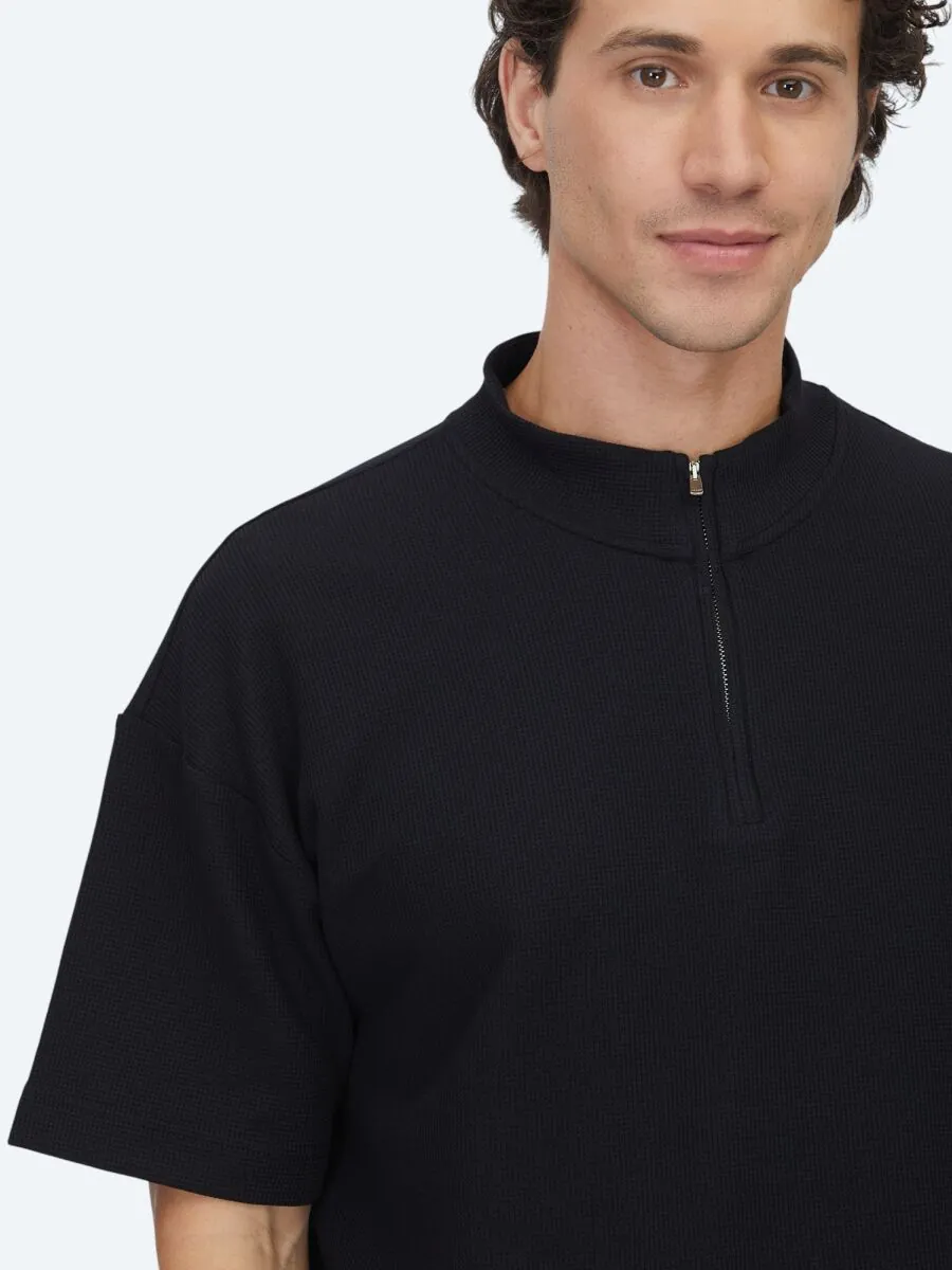 Siyah Desenli Dik Yaka T-Shirt - 3