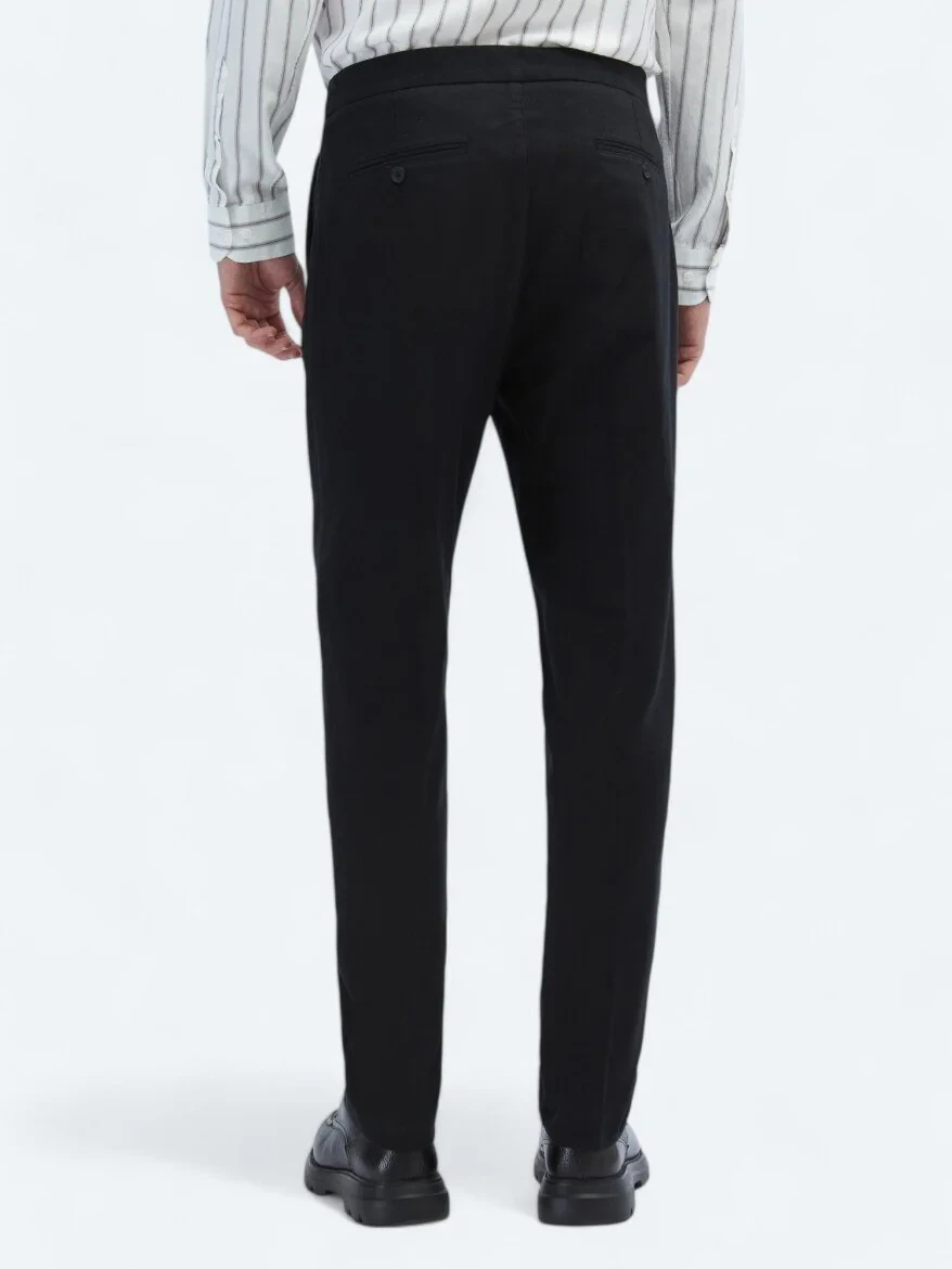 Siyah Dokuma Carrot Fit Casual Pamuk Karışımlı Pantolon 
