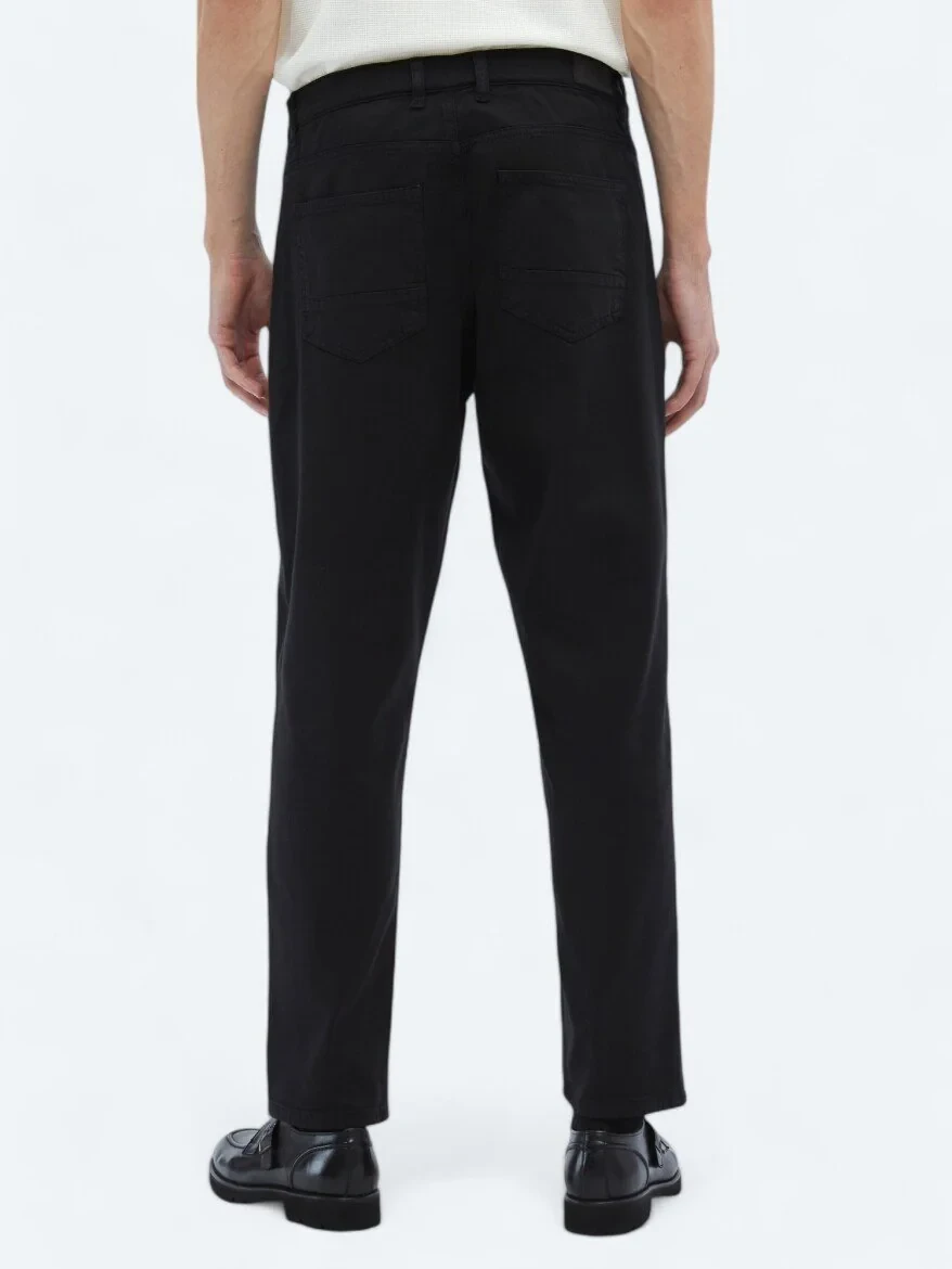 Siyah Dokuma Carrot Fit Casual Pamuk Karışımlı Pantolon 