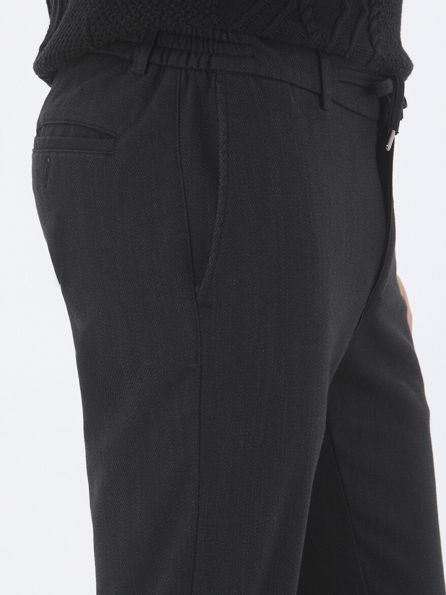 Siyah Dokuma Jogging Fit Casual Pamuk Karışımlı Pantolon - 3