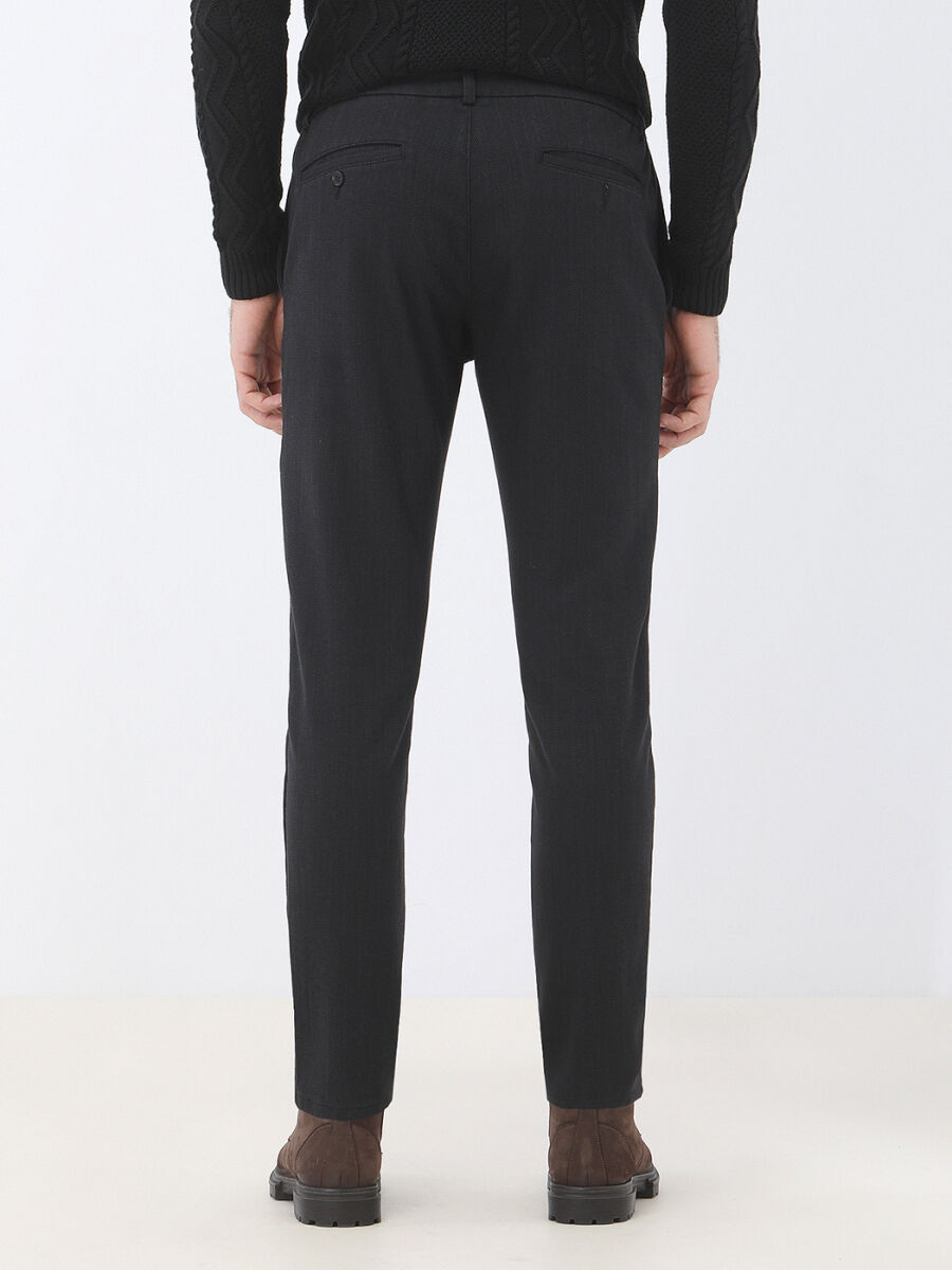 Siyah Dokuma Jogging Fit Casual Pamuk Karışımlı Pantolon - 5