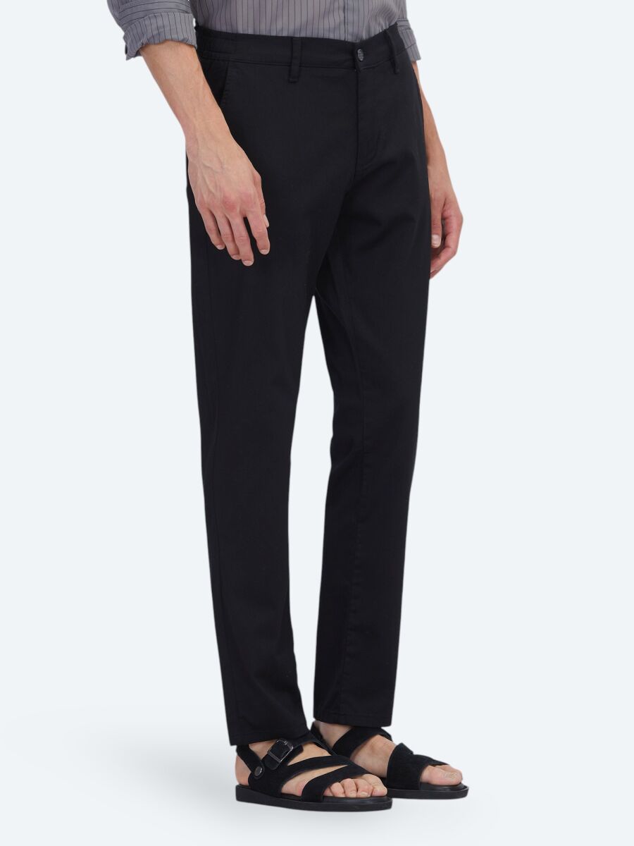 Siyah Dokuma Jogging Fit Casual Pamuk Karışımlı Pantolon - 2
