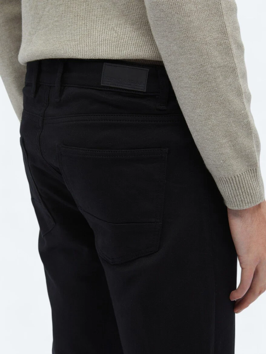 Siyah Dokuma Slim Fit Casual Pamuk Karışımlı Pantolon 