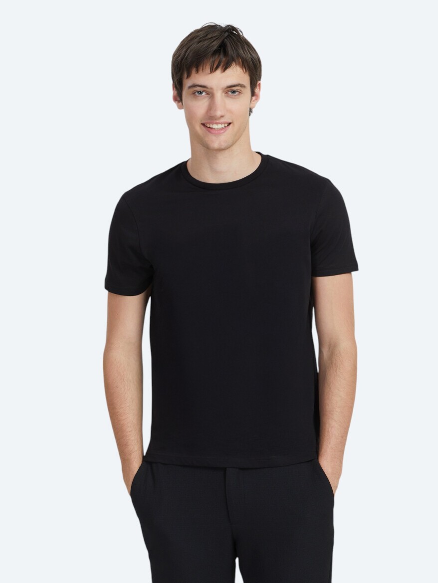 Siyah Düz Bisiklet Yaka %100 Pamuk T-Shirt 