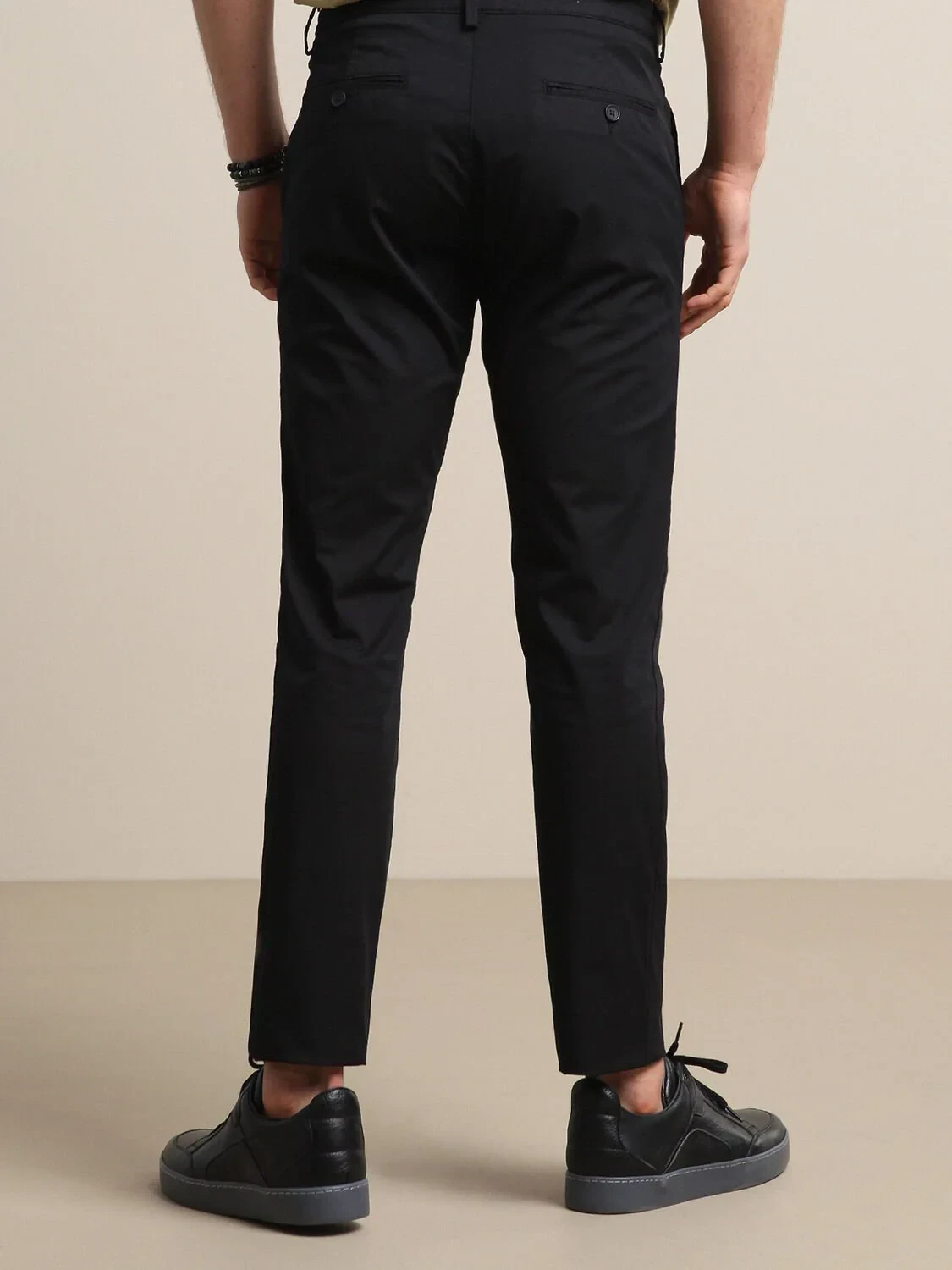 Siyah Düz Dokuma Regular Fit Casual Pamuk Karışımlı Pantolon - 5
