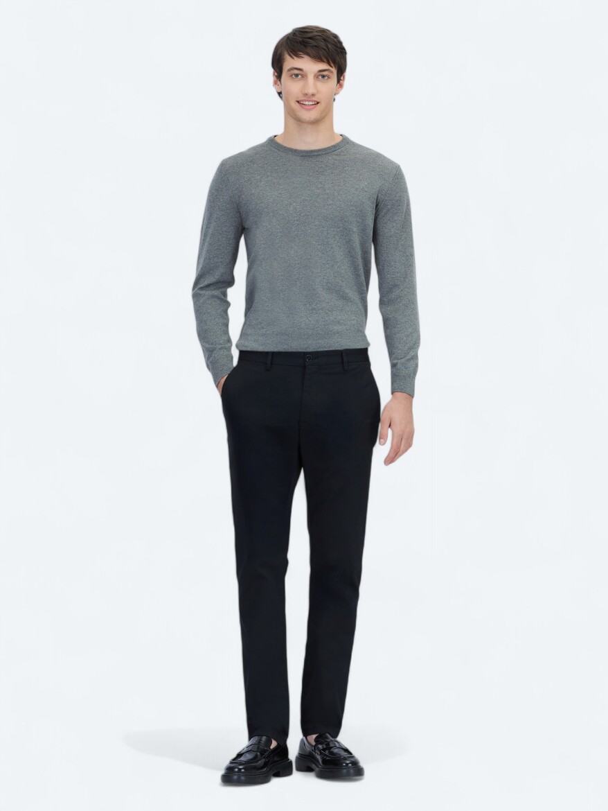 Siyah Düz Dokuma Regular Fit Casual Pamuk Karışımlı Pantolon - 1