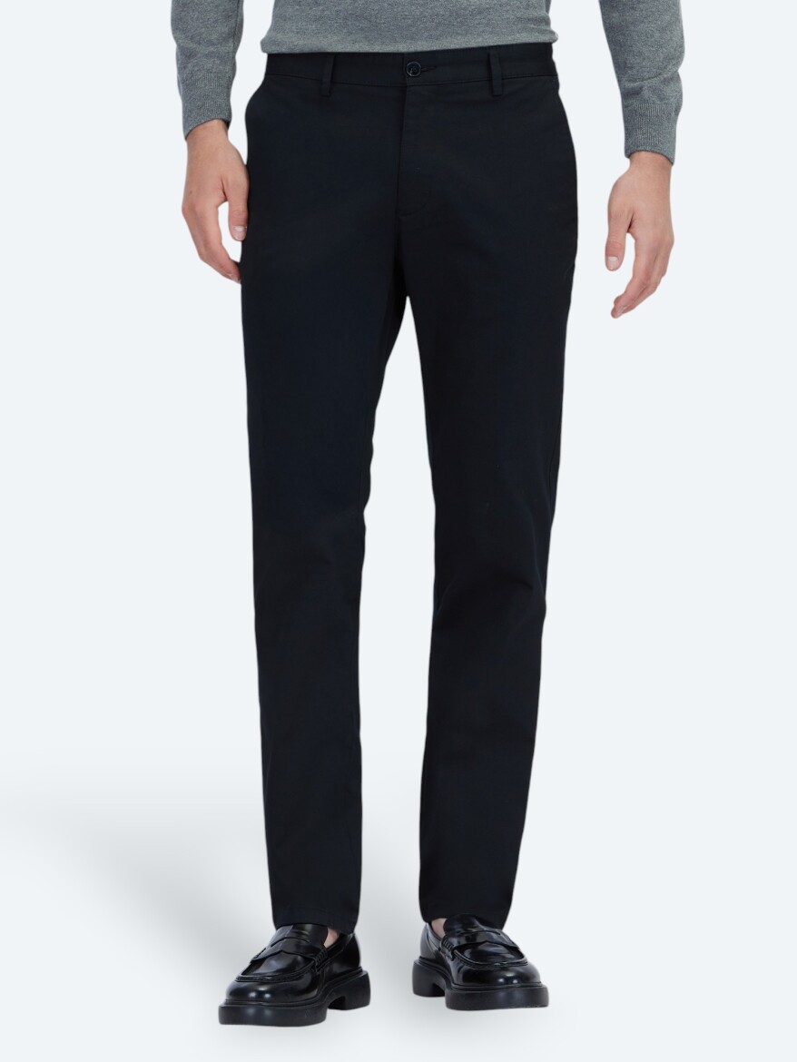 Siyah Düz Dokuma Regular Fit Casual Pamuk Karışımlı Pantolon - 2