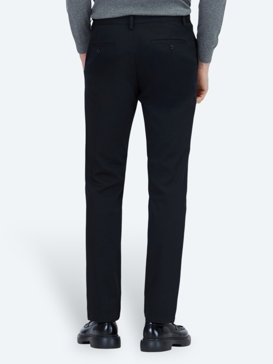 Siyah Düz Dokuma Regular Fit Casual Pamuk Karışımlı Pantolon - 4