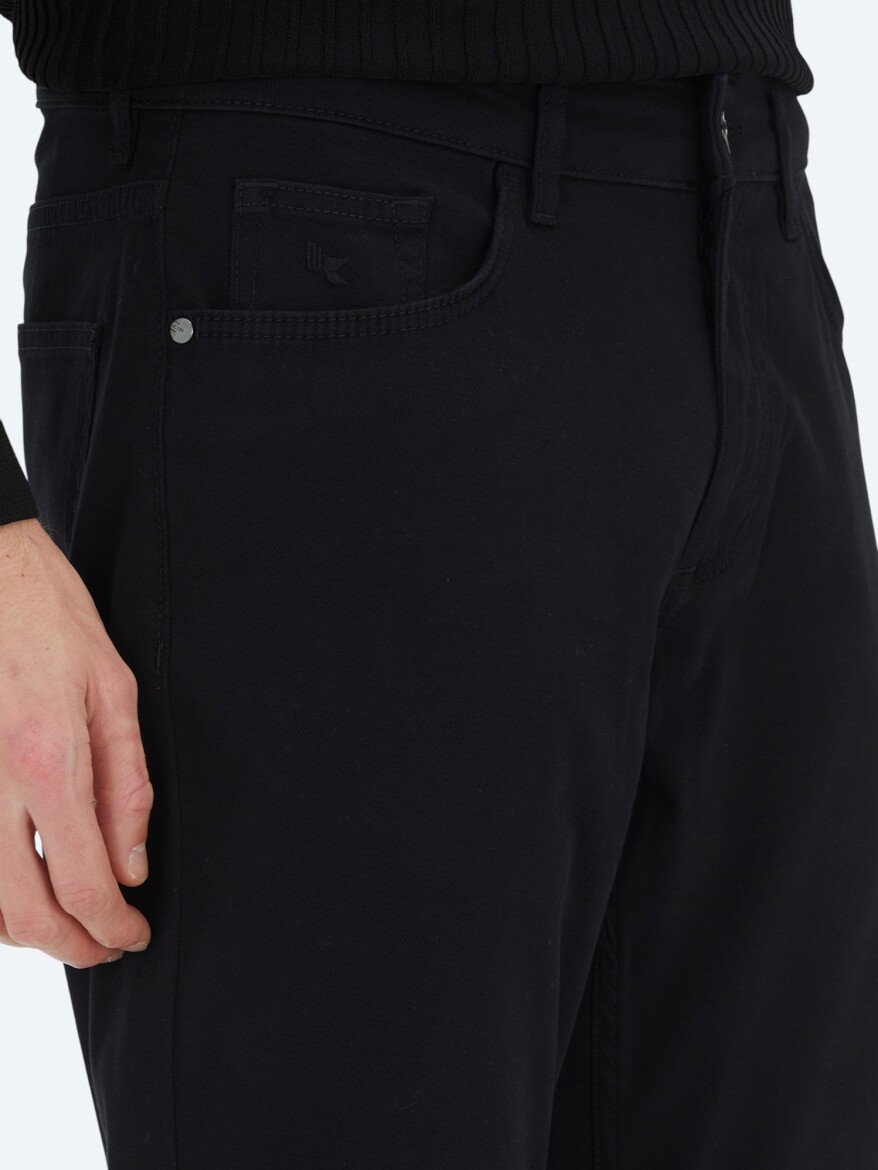 Siyah Düz Dokuma Slim Fit Casual Pamuk Karışımlı Pantolon - 3