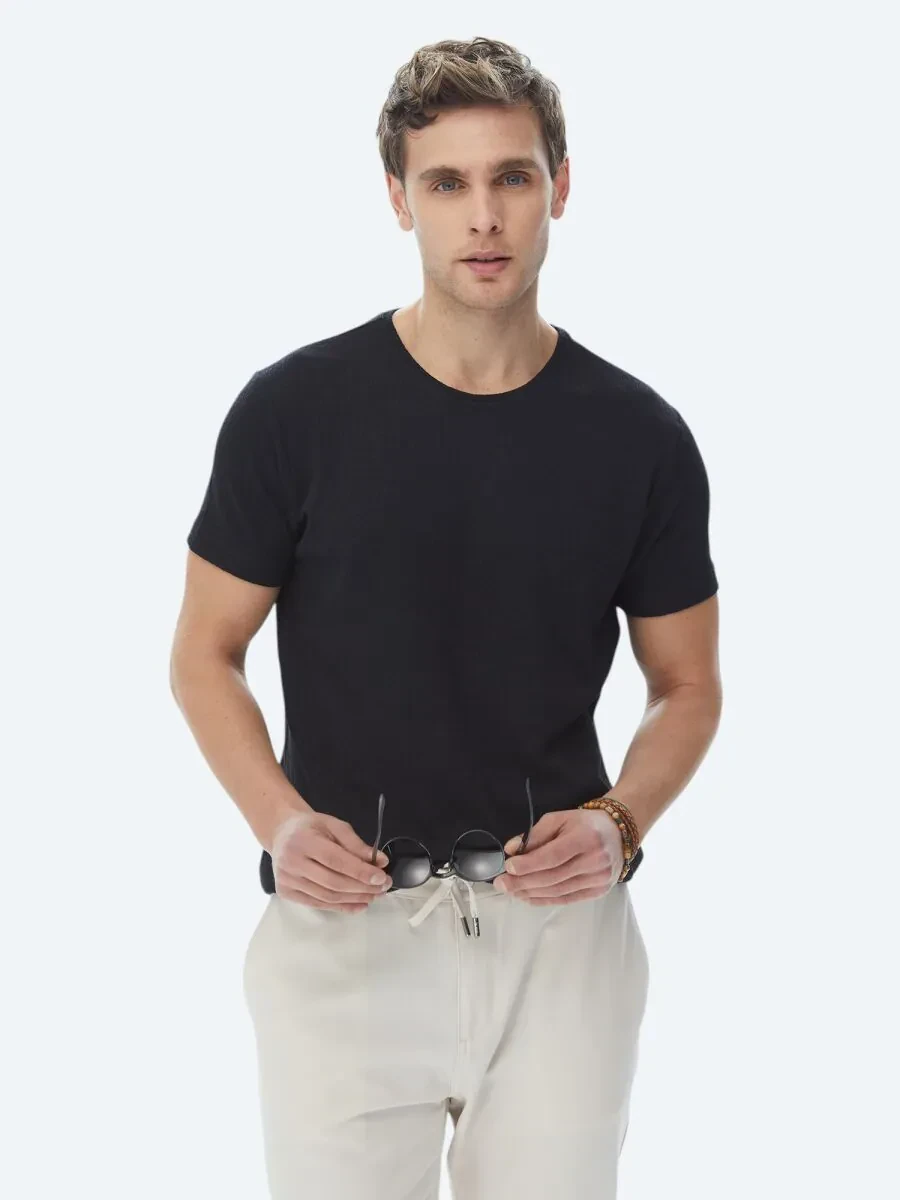 Siyah Jakarlı Bisiklet Yaka Pamuk Karışımlı T-Shirt - 6