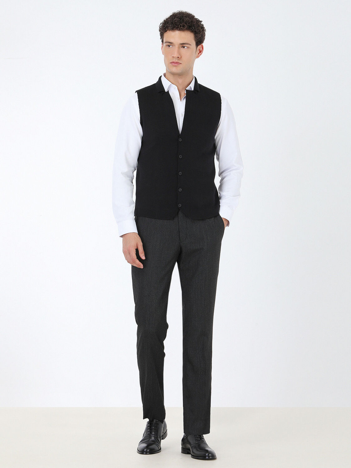 Siyah Regular Fit Casual Örme Triko Yelek - 2