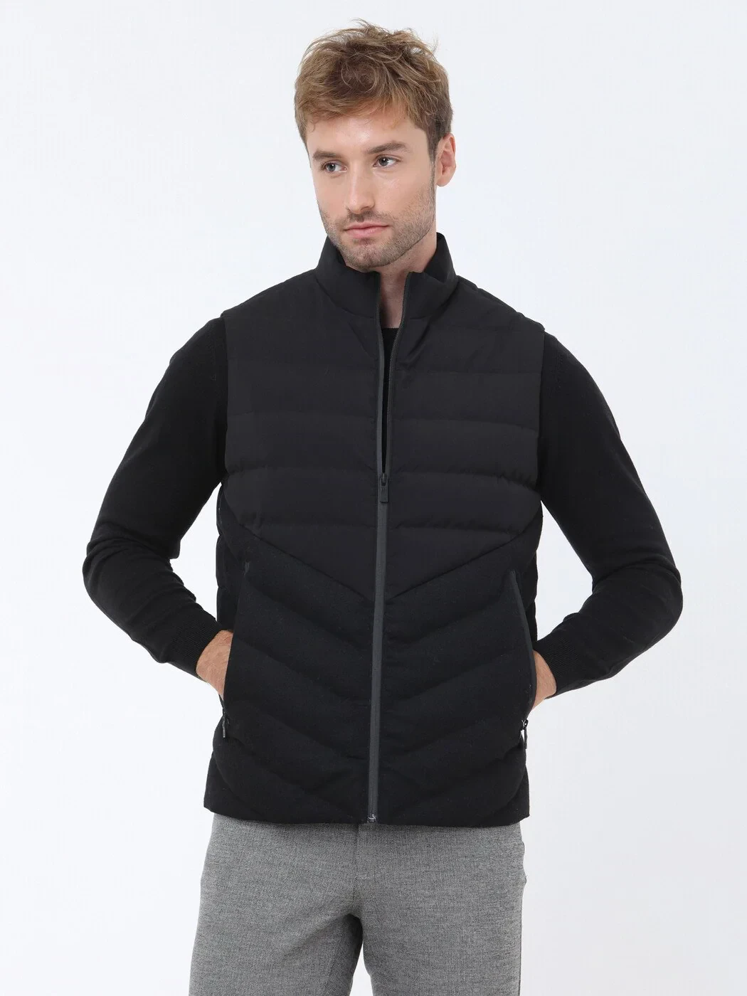 Siyah Regular Fit Dik Yaka Casual Dokuma Spor Yelek - KİP