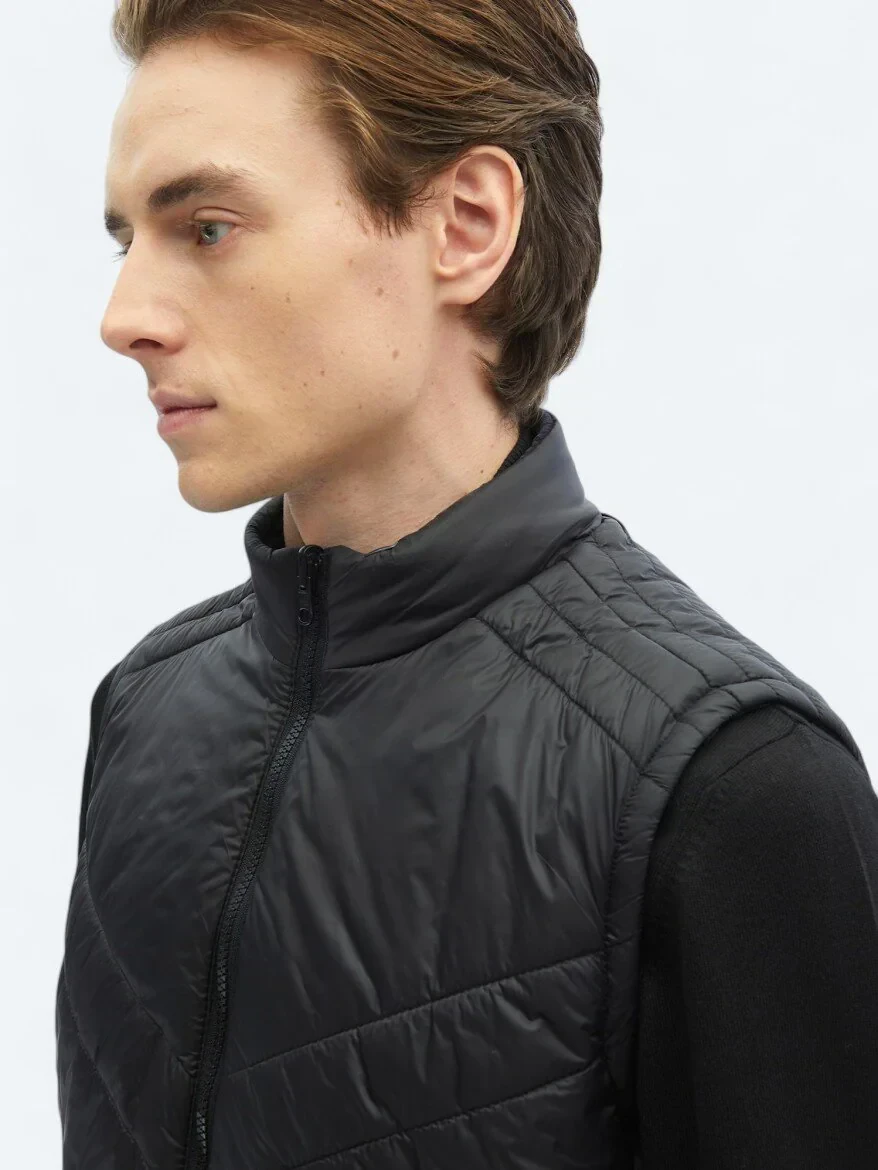 Siyah Regular Fit Gizli Kapüşon Casual Dokuma Spor Yelek - 10
