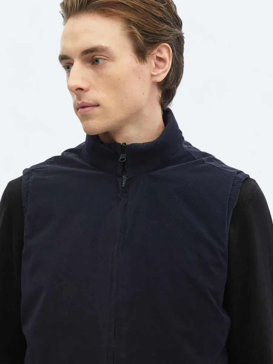 Siyah Regular Fit Gizli Kapüşon Casual Dokuma Spor Yelek - 11