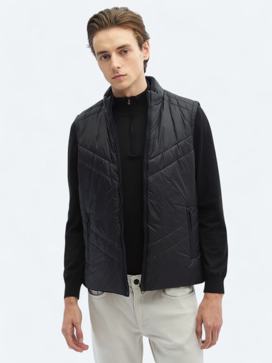 Siyah Regular Fit Gizli Kapüşon Casual Dokuma Spor Yelek - 5